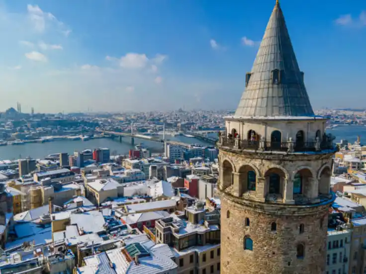 بهترین قیمت&zwnj; تور استانبول زمستان 1404